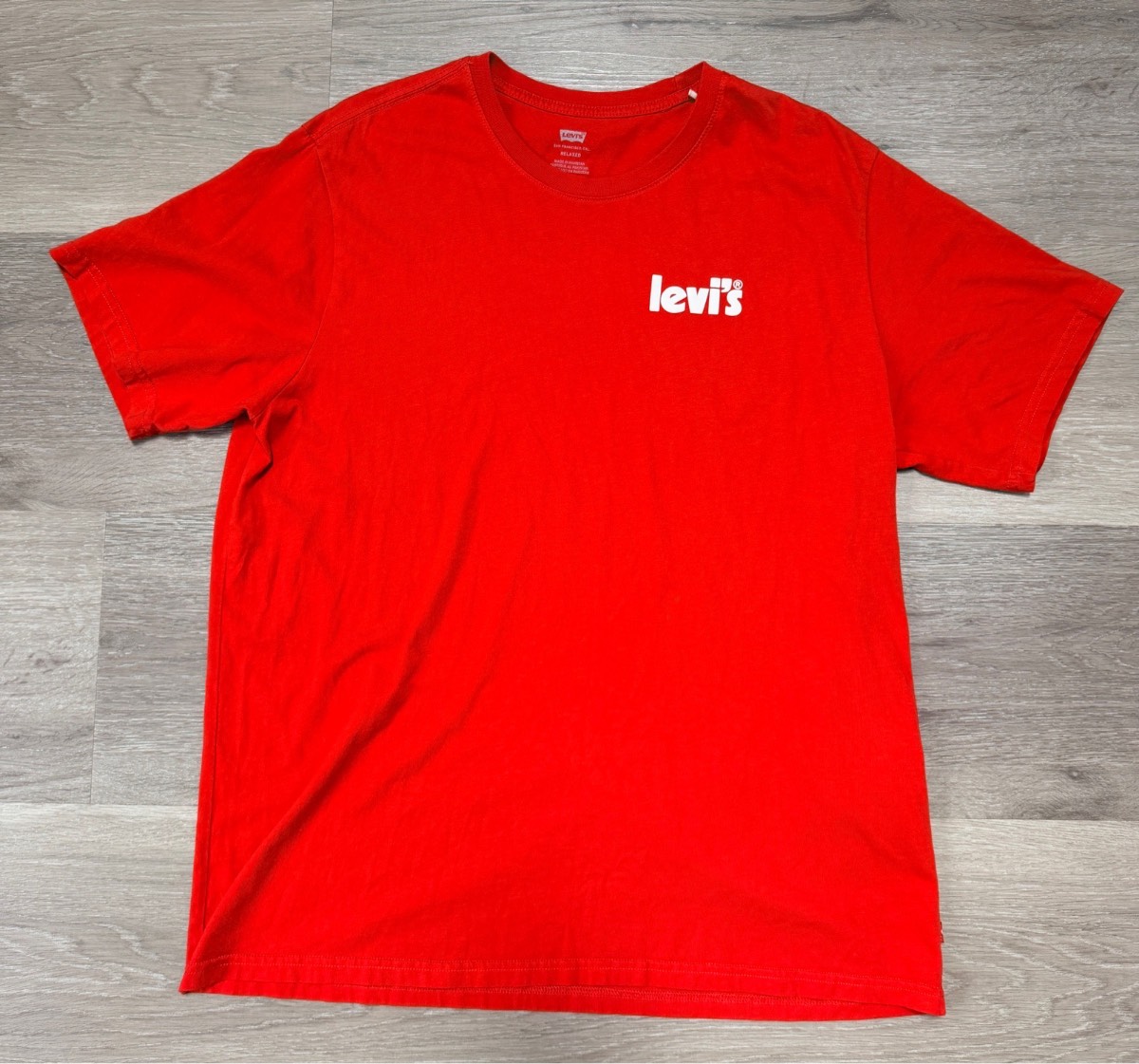 Levi's Men's Relaxed Fit Red Logo Graphic Crew Neck Short Sleeve T-Shirt L