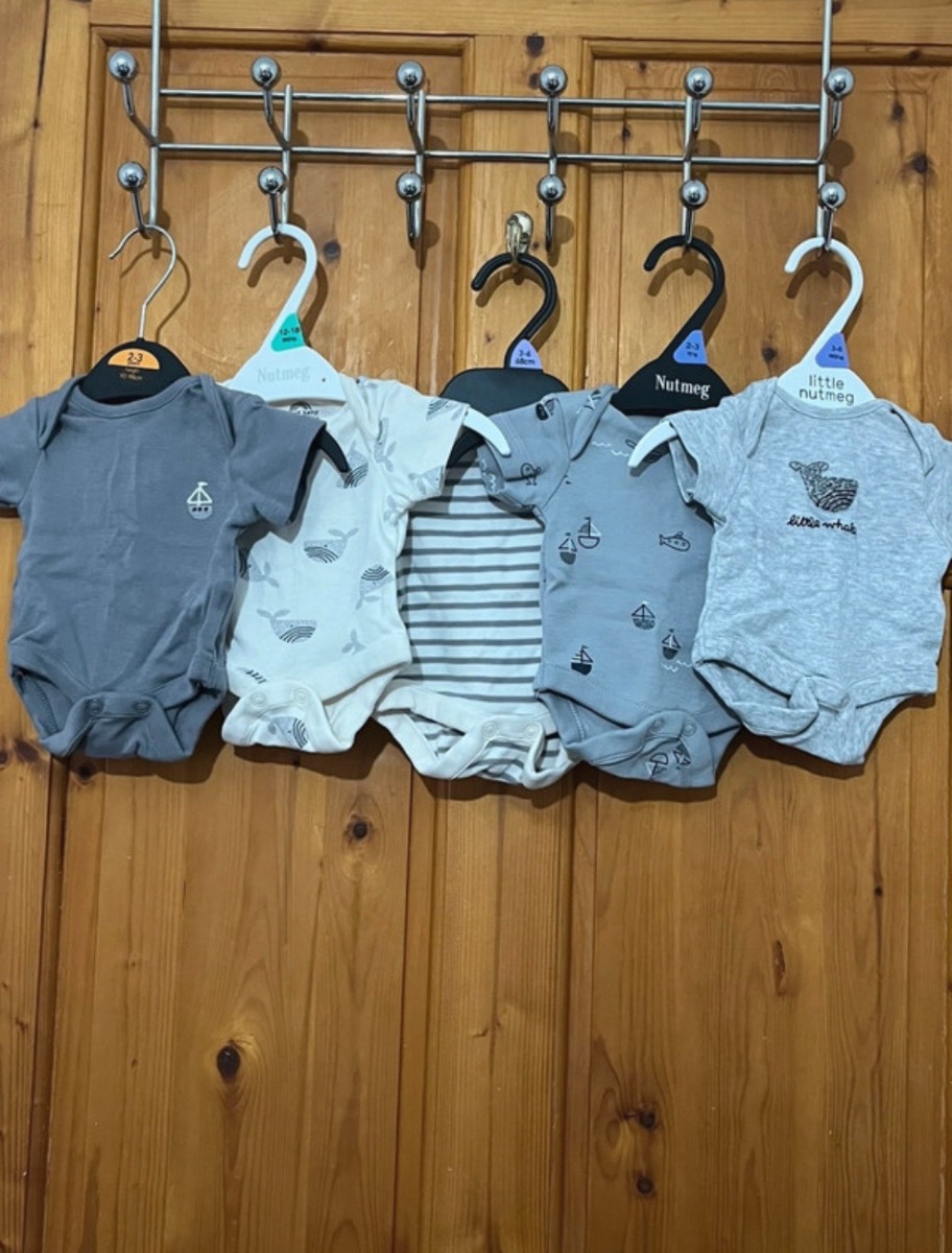 Next Up to 5lbs 5x White & Grey Whale and Boat Print Bodysuits