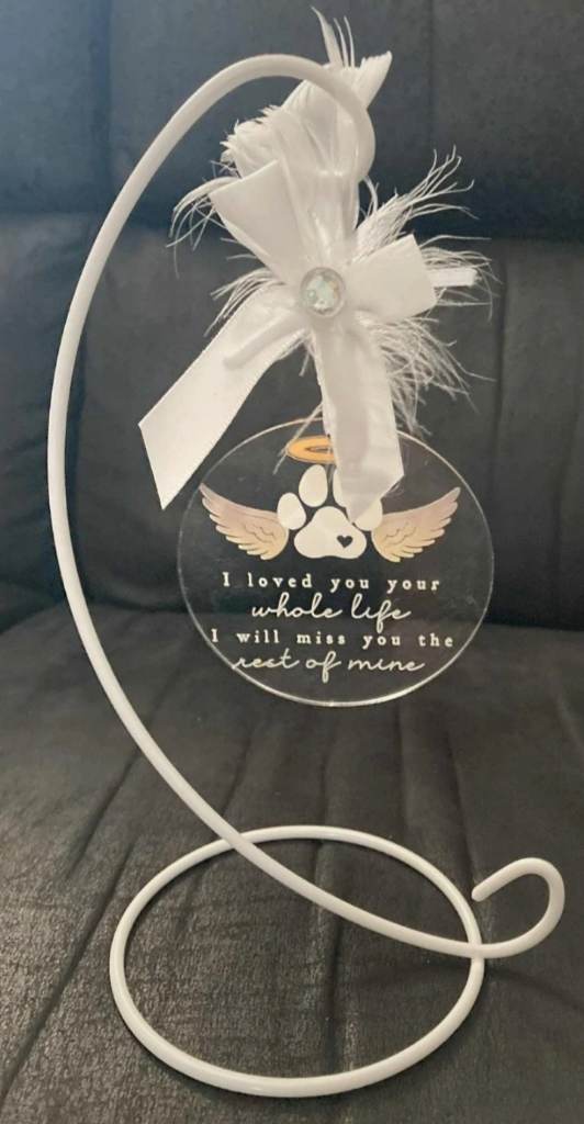 Animal memorial  decoration