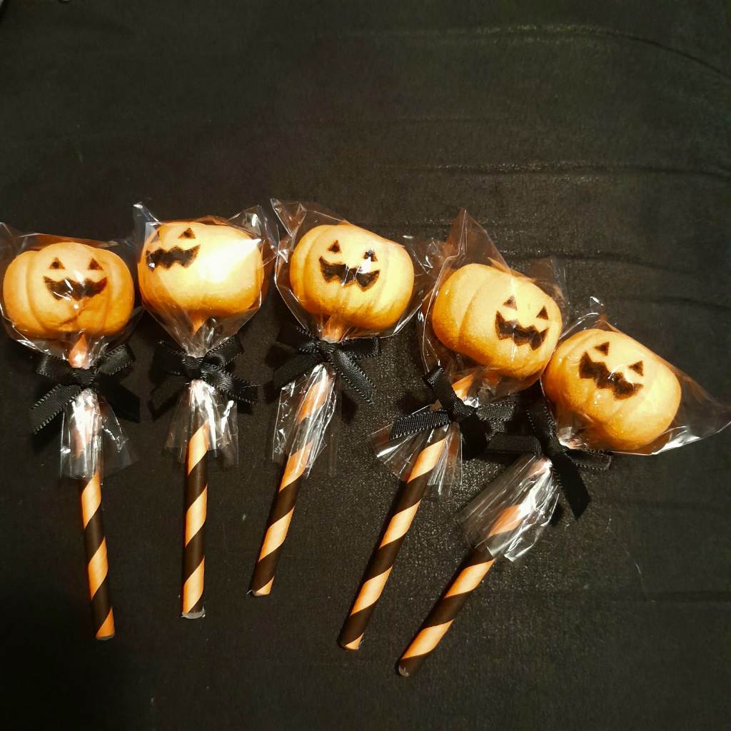 Halloween faux lollies.