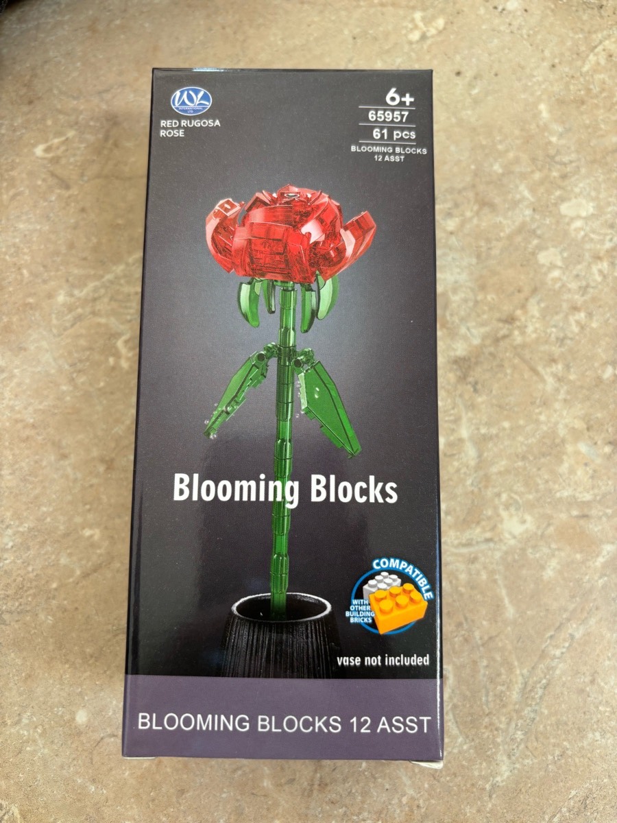 Lego flower brand new in box
