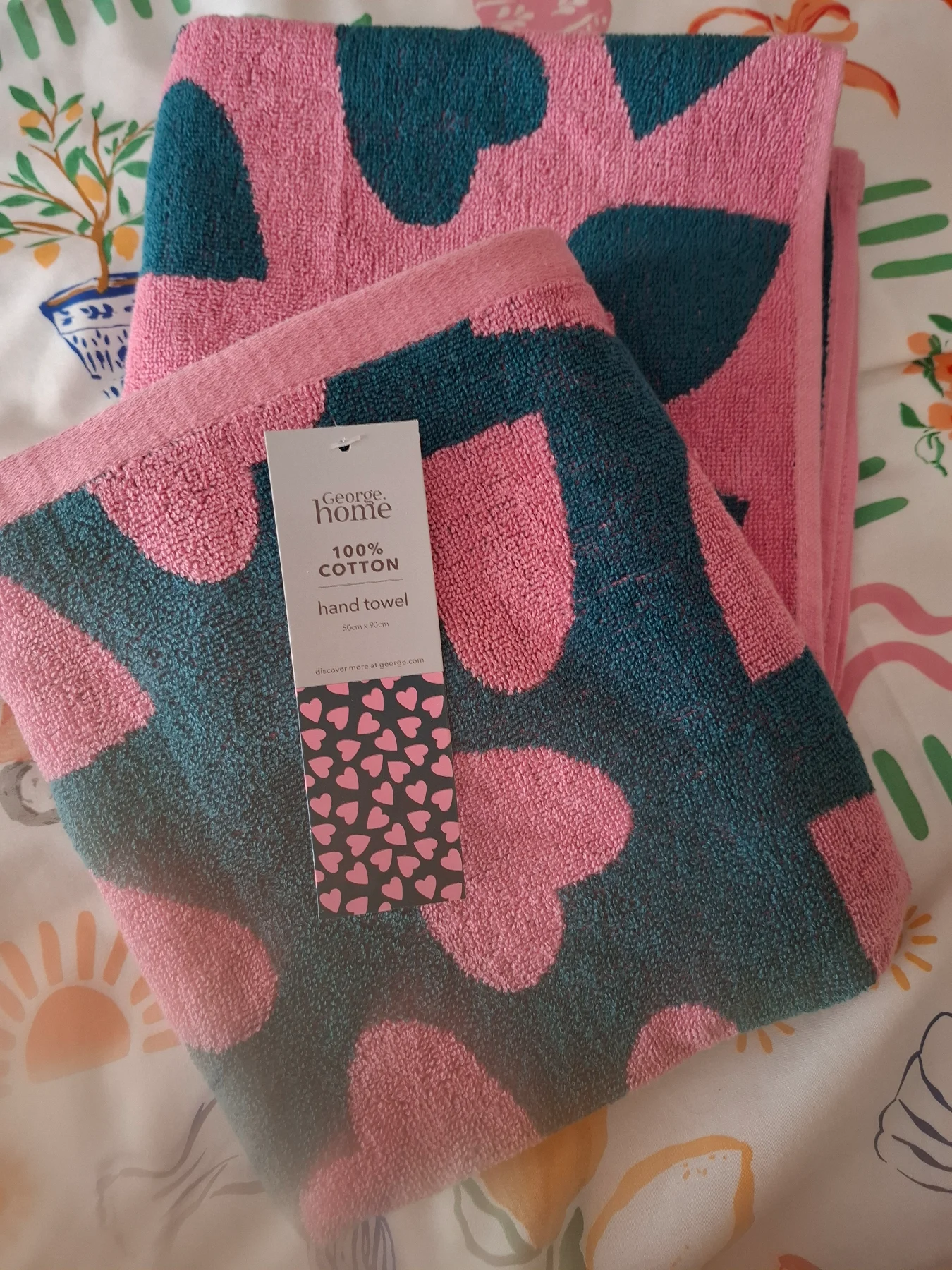 George heart hand towels x 2
