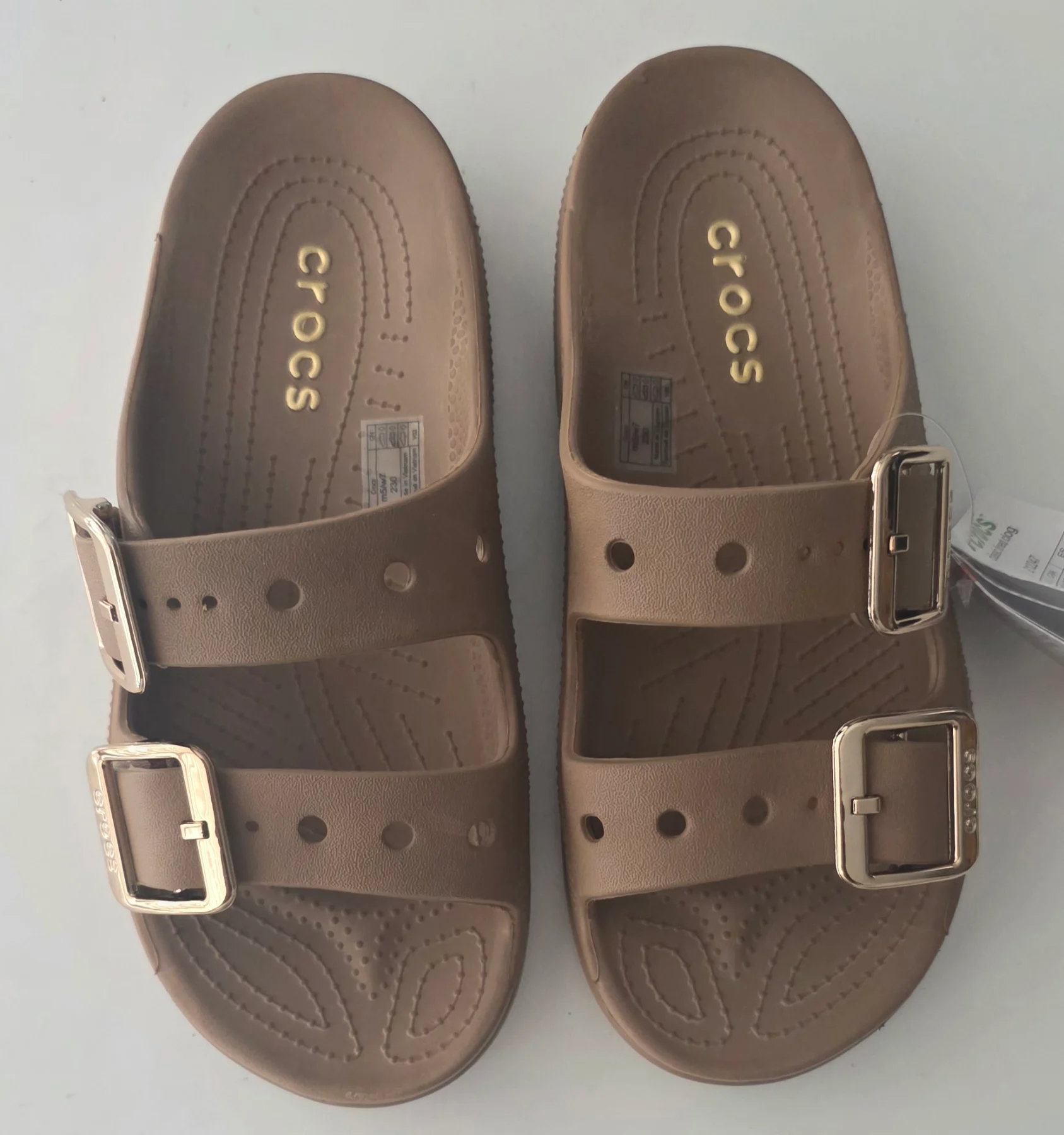 Women's Crocs Saturday Sandals