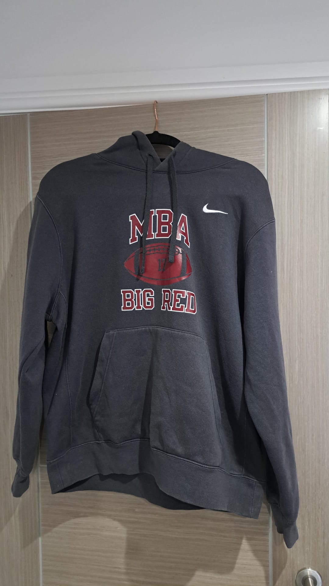 Nike MBA Big Red American School Graphic Hoodie Charcoal Large