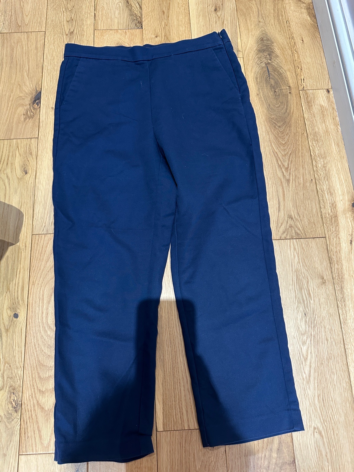 Size 12 Navy blue Marks and Spencer cropped trousers