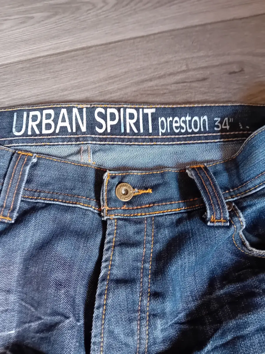 Mens urban spirit button fly denims 34ins waist