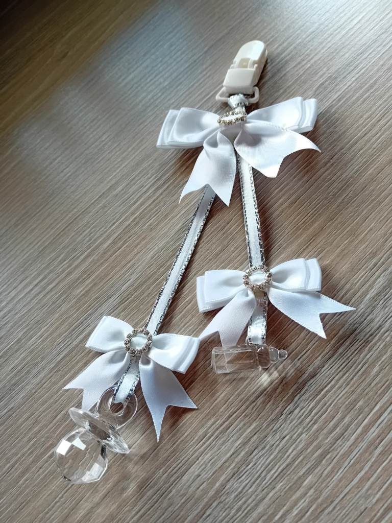 White triple diamonte buckle bow pram charms
