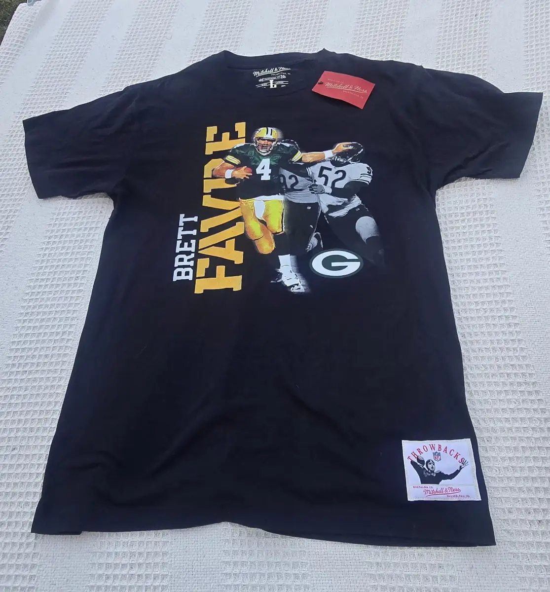 Mitchell & Ness Brett Favre Green Bay Packers NFL Throwback T Shirt NWT Size L