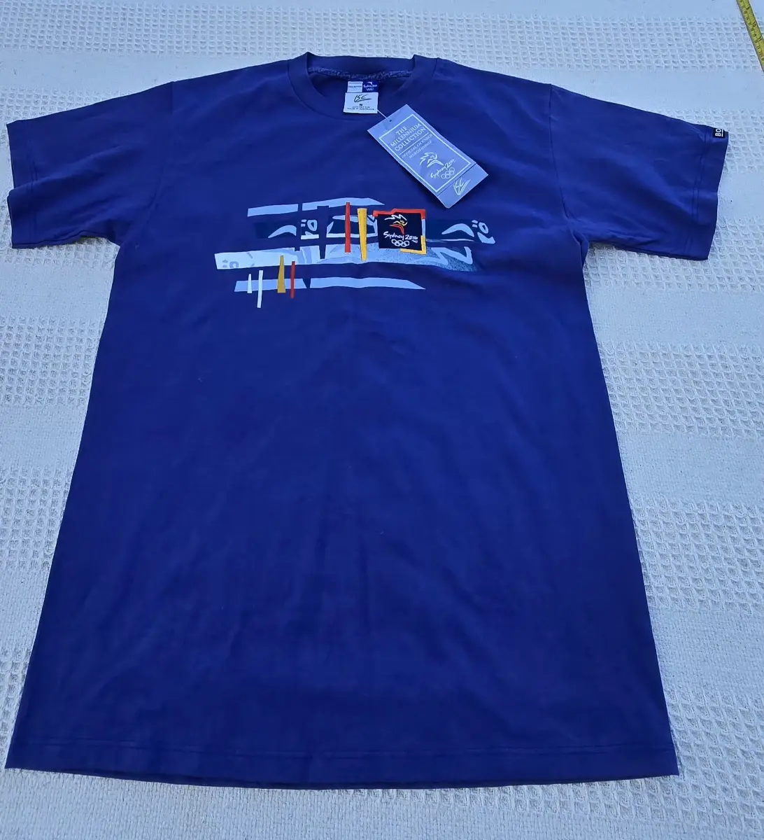 BNWT Sydney 2000 Olympics Millennium Collection T-Shirt Made in Australia 20"