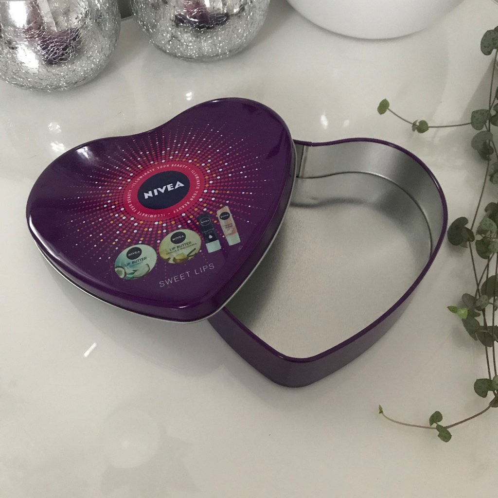 Heart Tin Storage Box Container Small Craft Upcycle Metal Empty