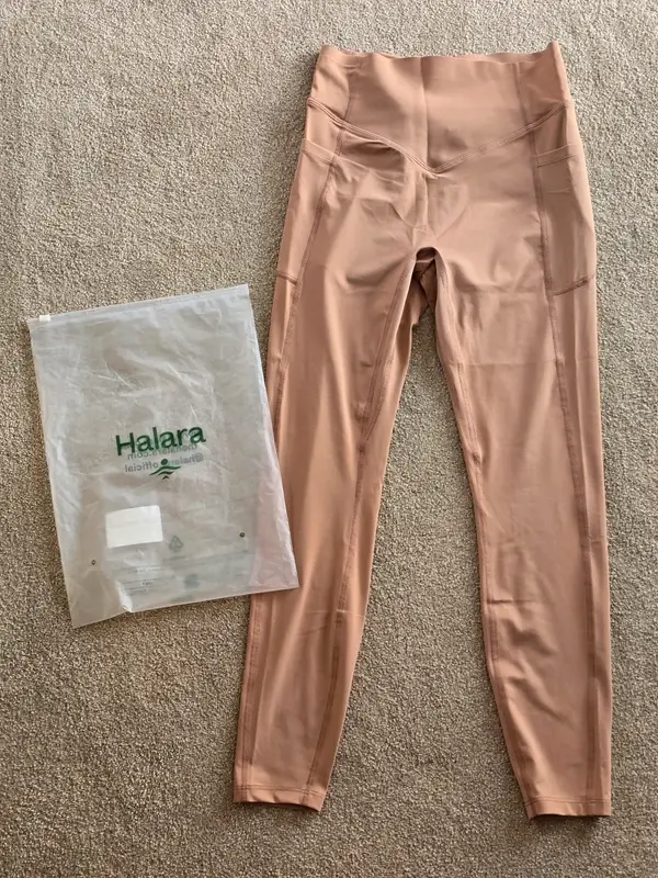 Halara ⅞ Bum Scrunch & Support Leggings - Size Small