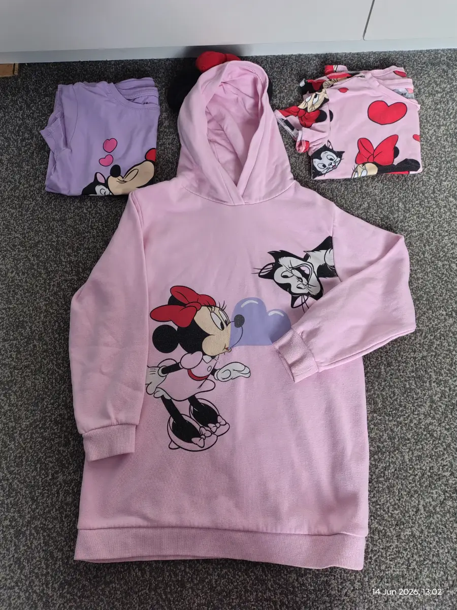 Girls Minnie Mouse hoodie and t-shirts bundle age 8