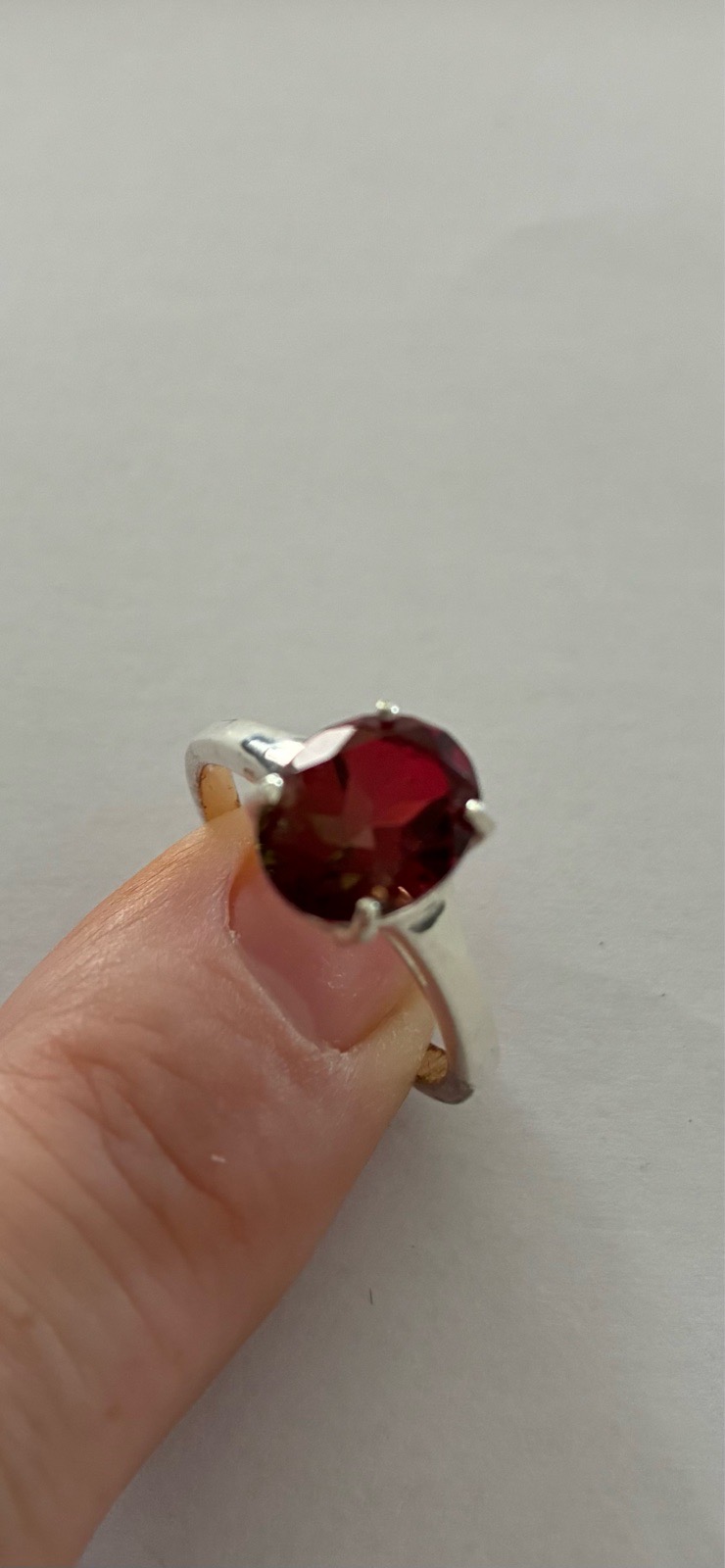 Finch Quartz solitaire ring