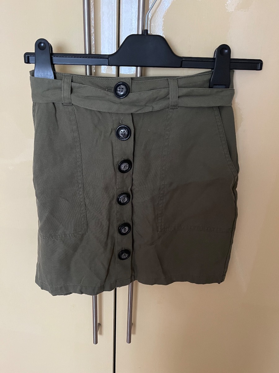 Size 6 brand new Miss Selfridge  khaki skirt