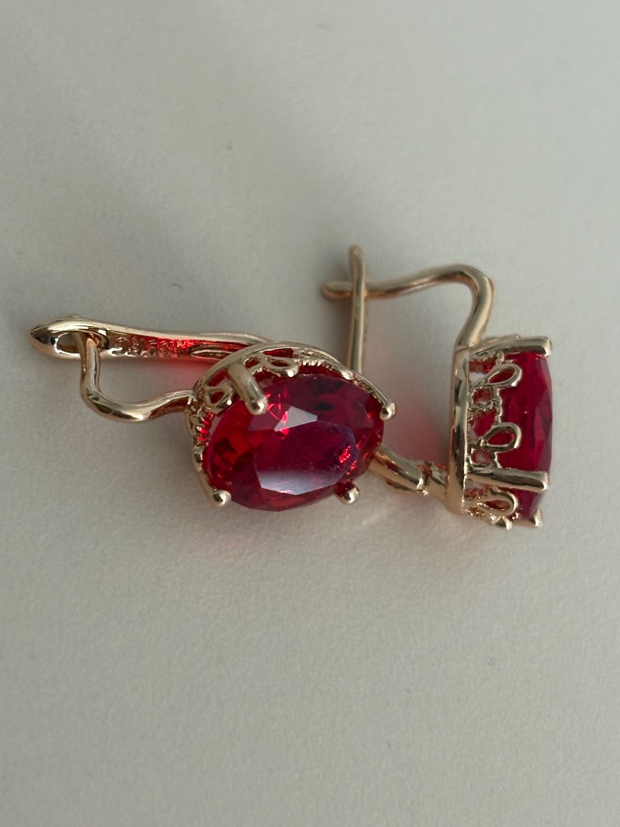 Rose gold plated earrings