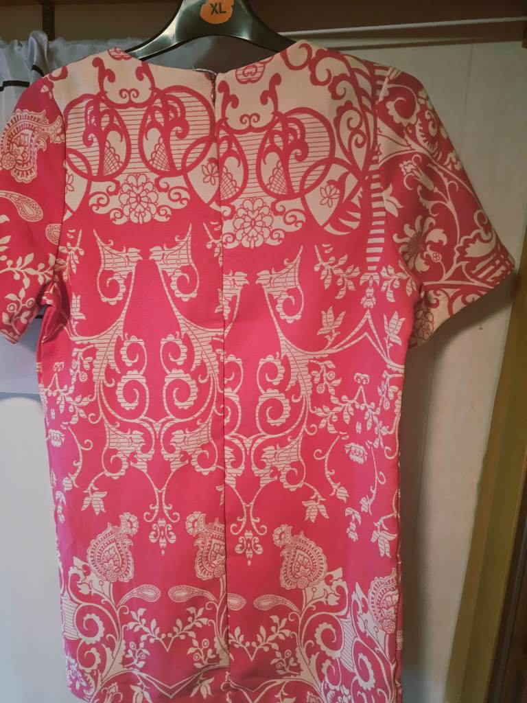 Glamorous pink baroque dress size 10