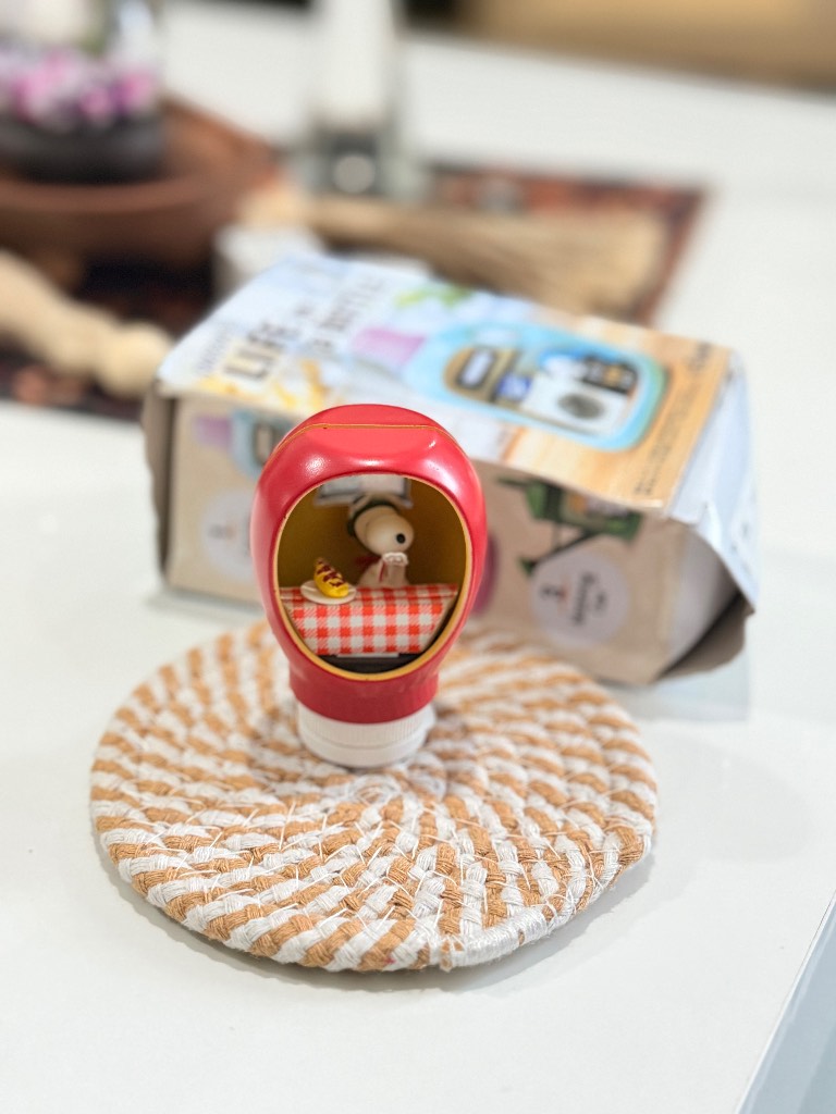 Snoopy life in a bottle (ketchup)