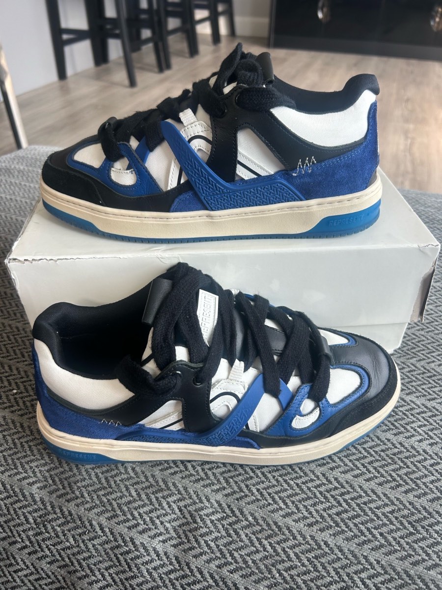Represent ‘Bully’ trainers size 9