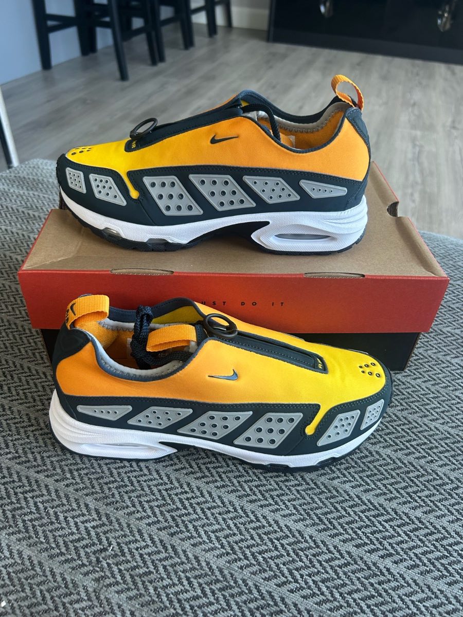 Nike Air Max Saunders BNWT Size 6.5