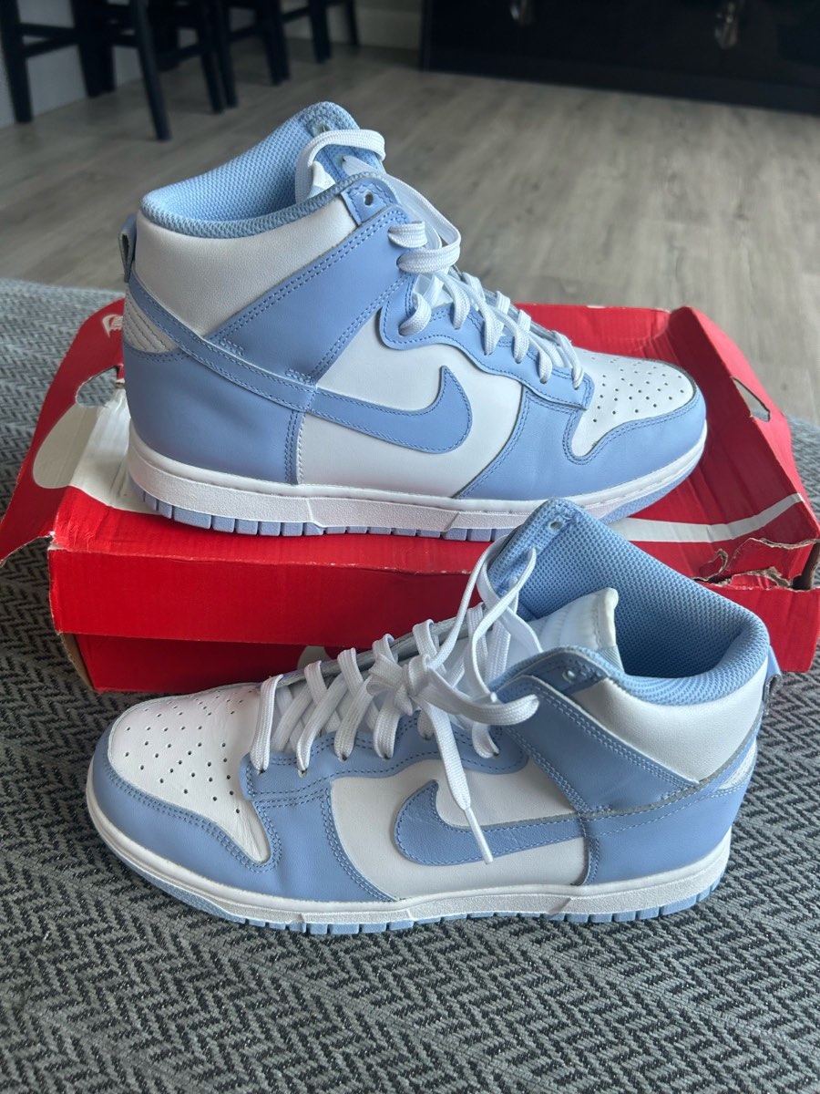 Nike dunks high size 7
