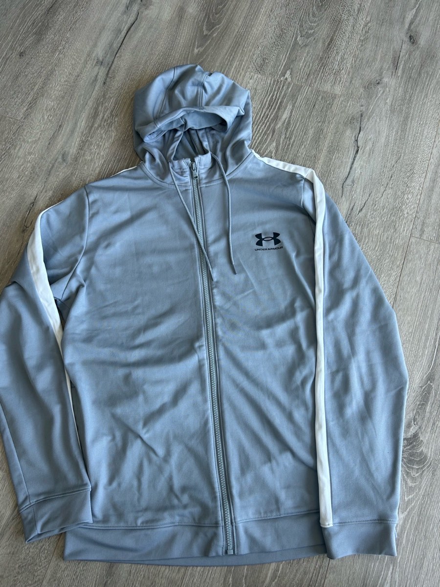 Under Armour full zip tracksuit top Size M
