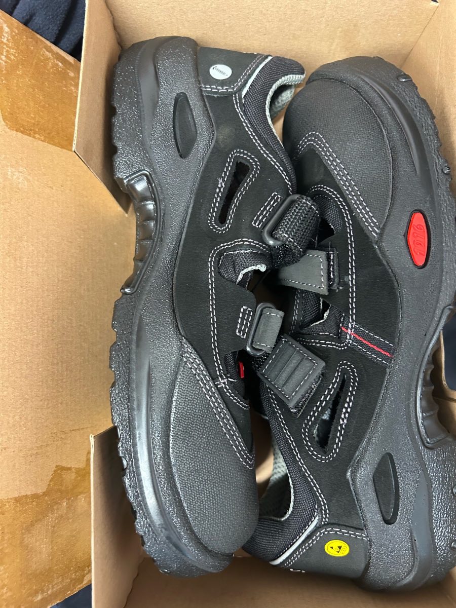Jalas safety shoe BNWB Size 11