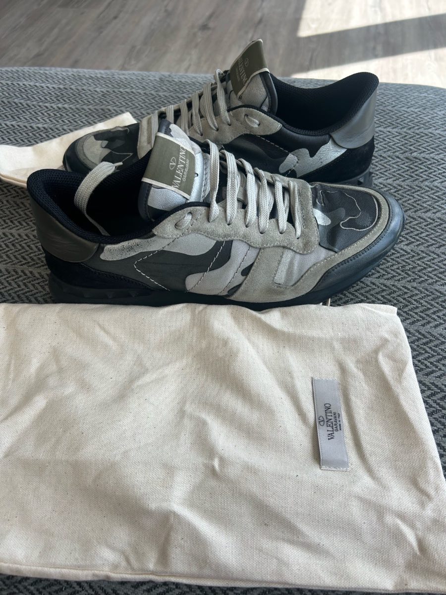 Valentino Garavani Rockrunners size 10.5
