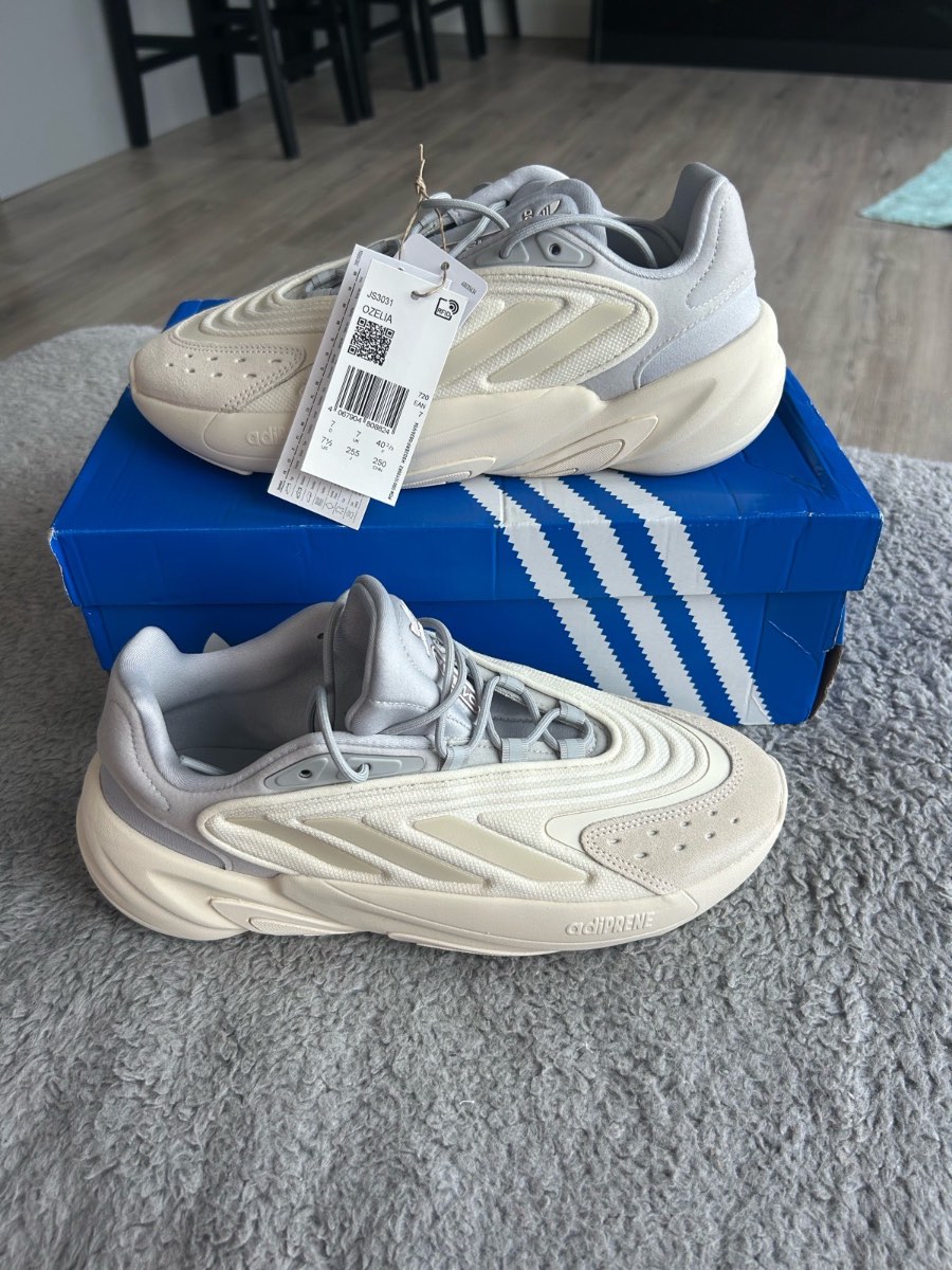 Adidas Ozelia trainers BNWB Size 7