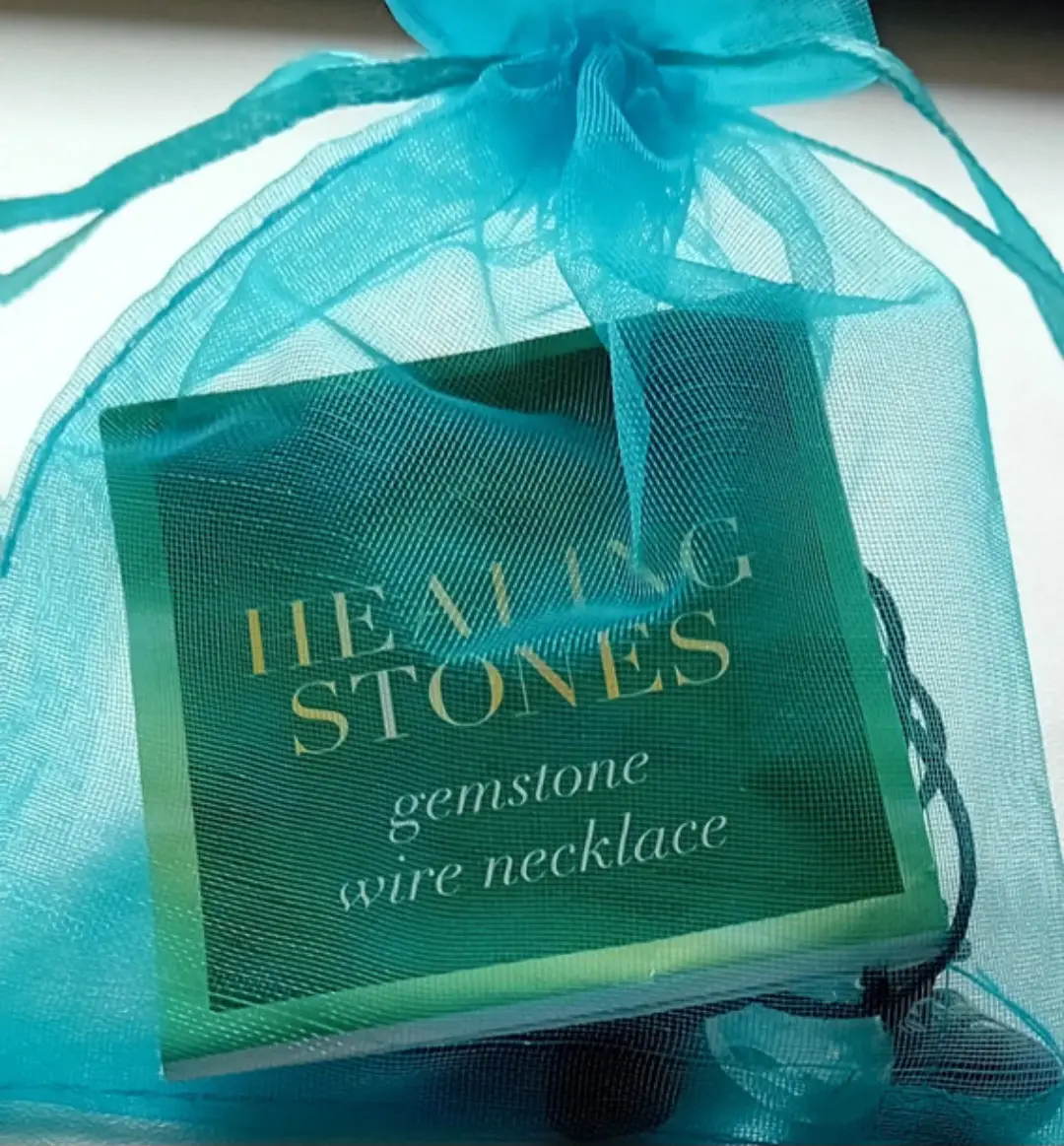 Brand new healing gemstones wire cage necklace