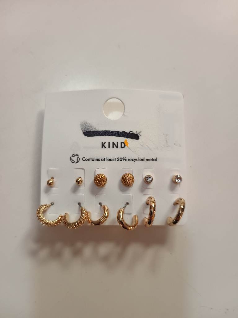 New look 6 pairs earrings pack
