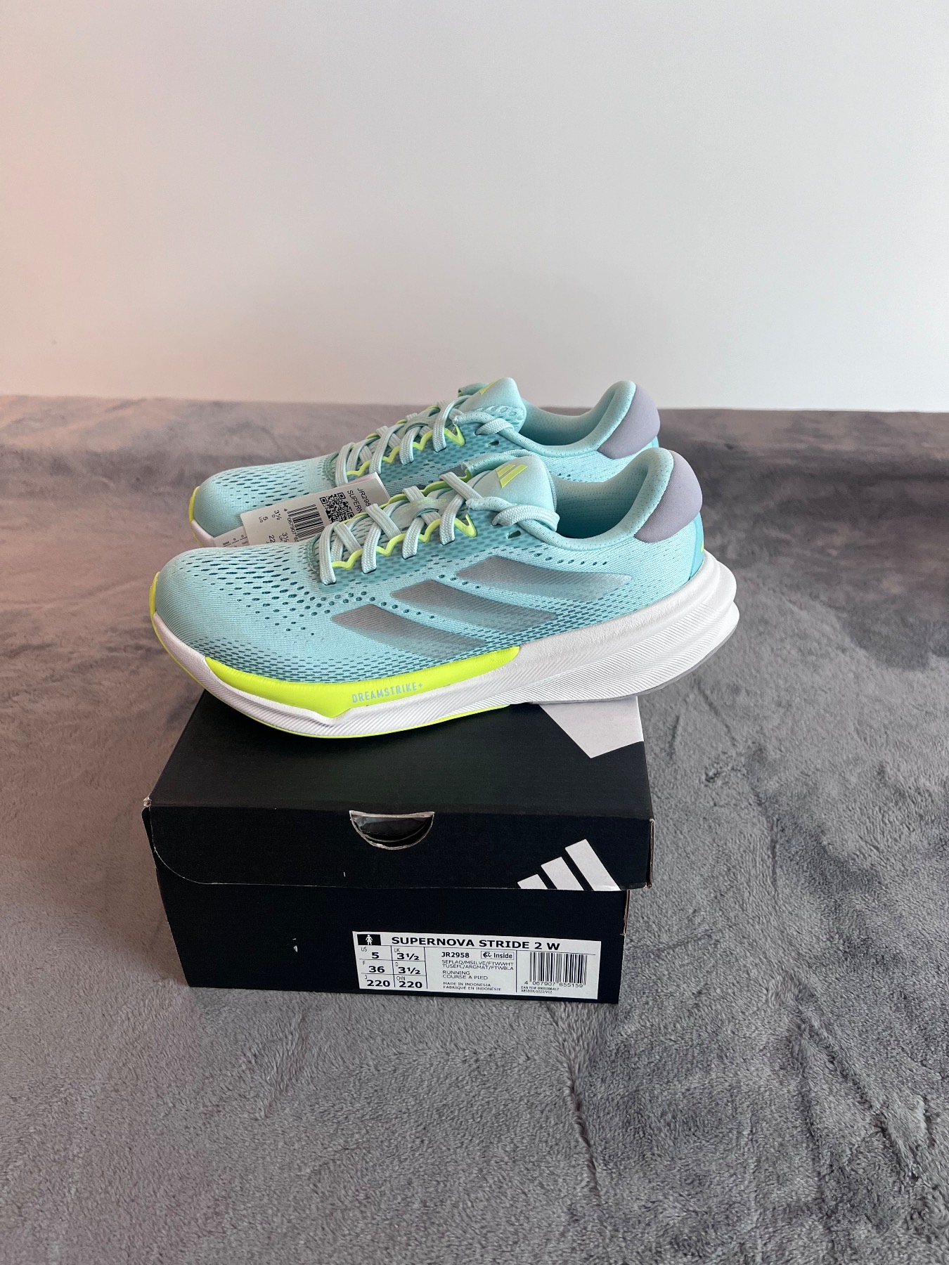Adidas Women's Supernova Stride 2 Trainers size UK 3.5 Brand New with Tags in the Box
