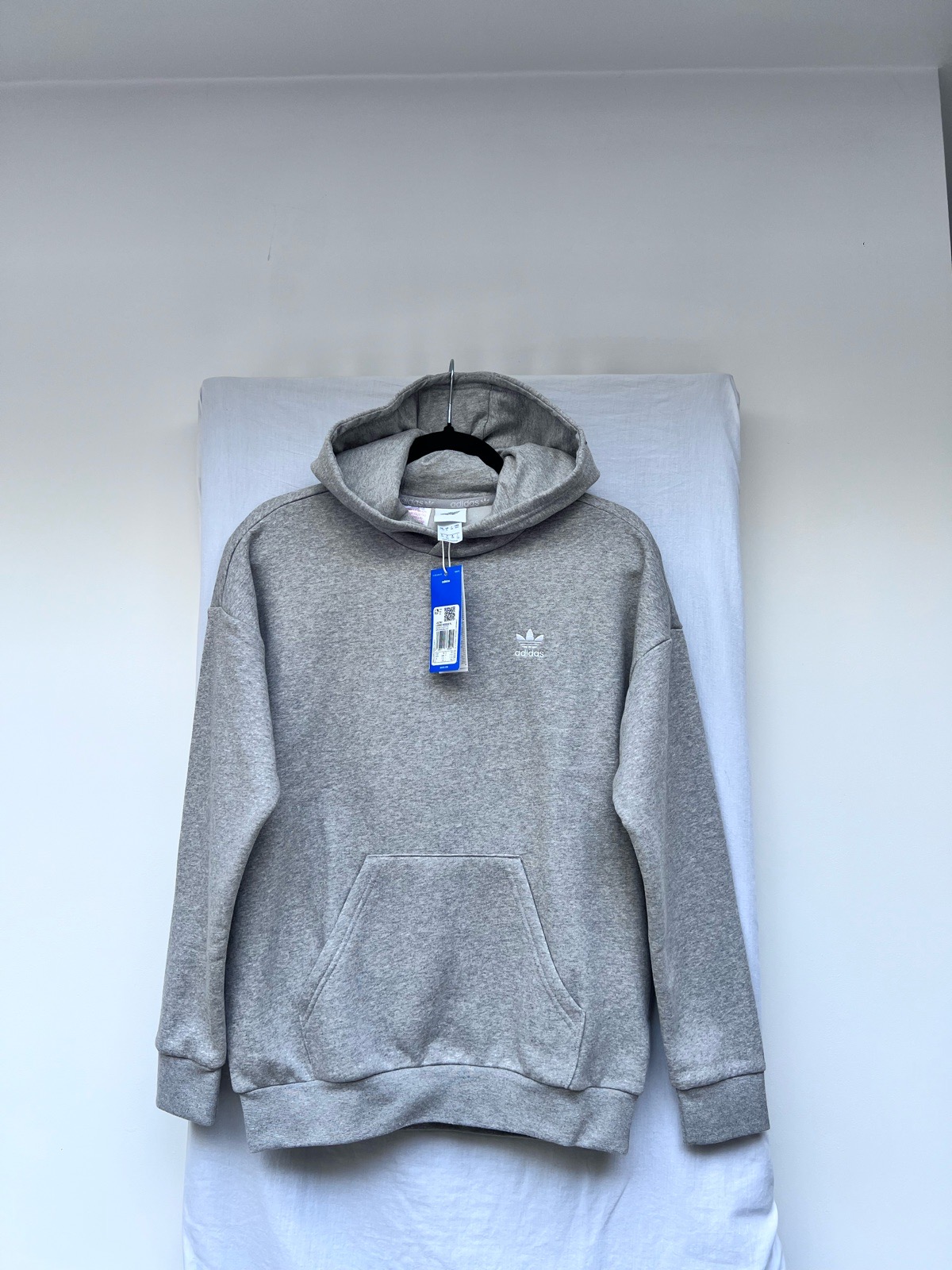 Adidas Originals Kids Grey Loose Fit Hoodie size UK 11-12Y Brand New with Tags