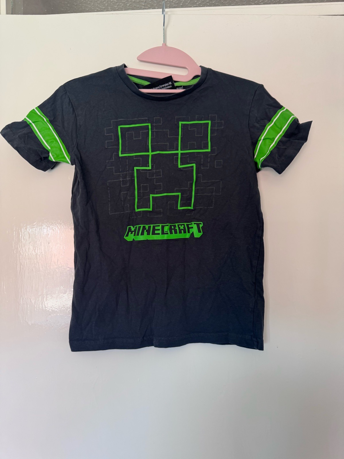 Official Minecraft Creeper Graphic T-Shirt (Size 10)