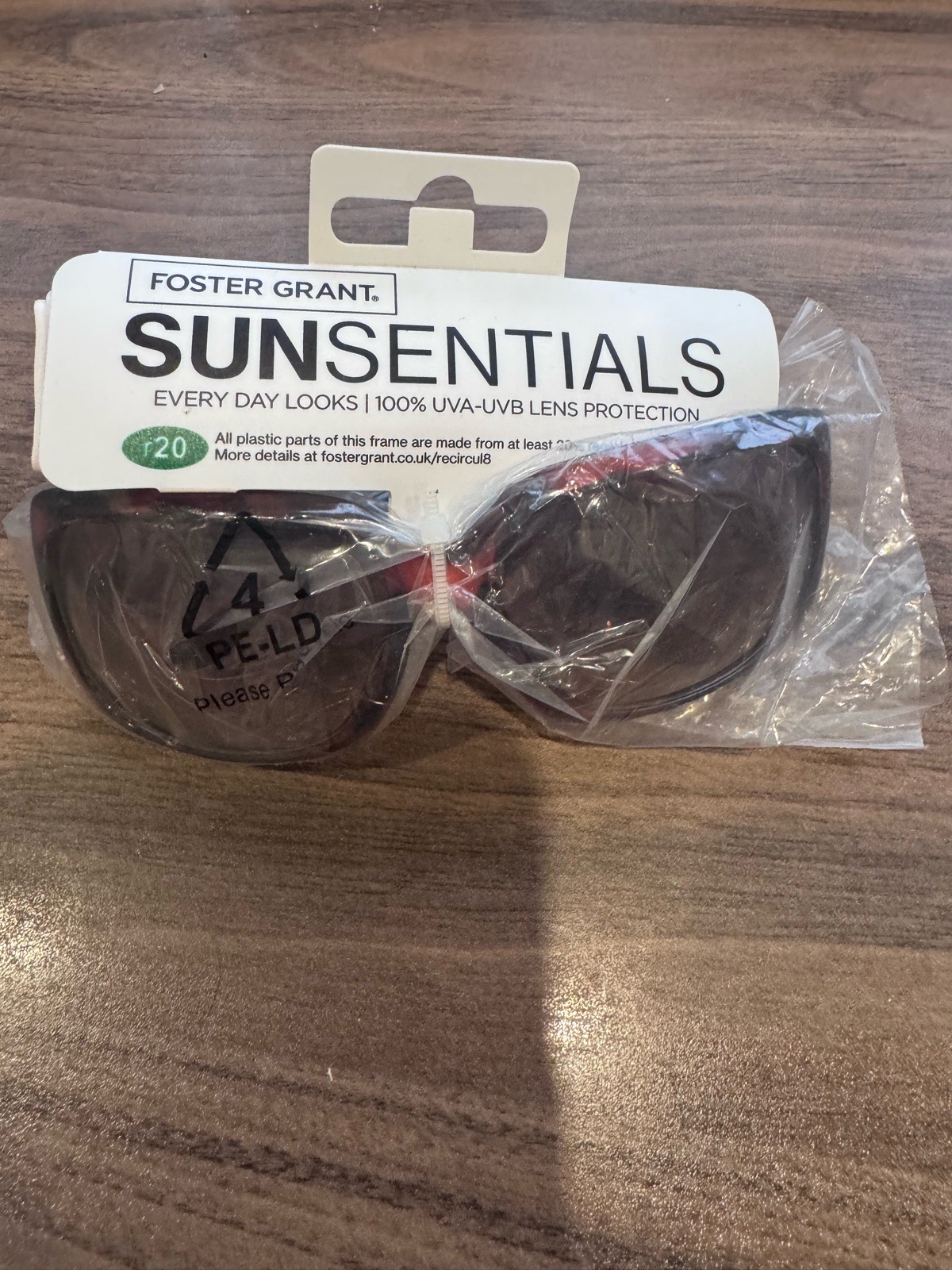 Foster Grant Sunsentials Women's Sunglasses Tortoise Shell Frame NWT