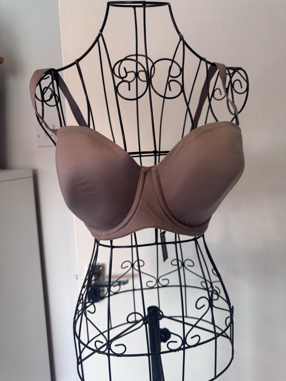 Figleaves Smoothing Multiway Balcony Bra – Mocha Brown (30G) – New with Tags (NWT)