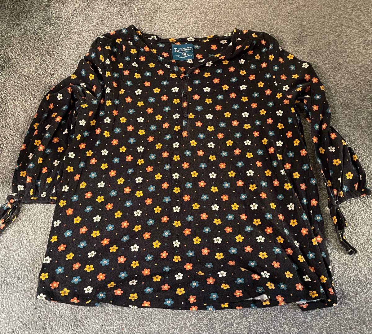 Ladies flowered top