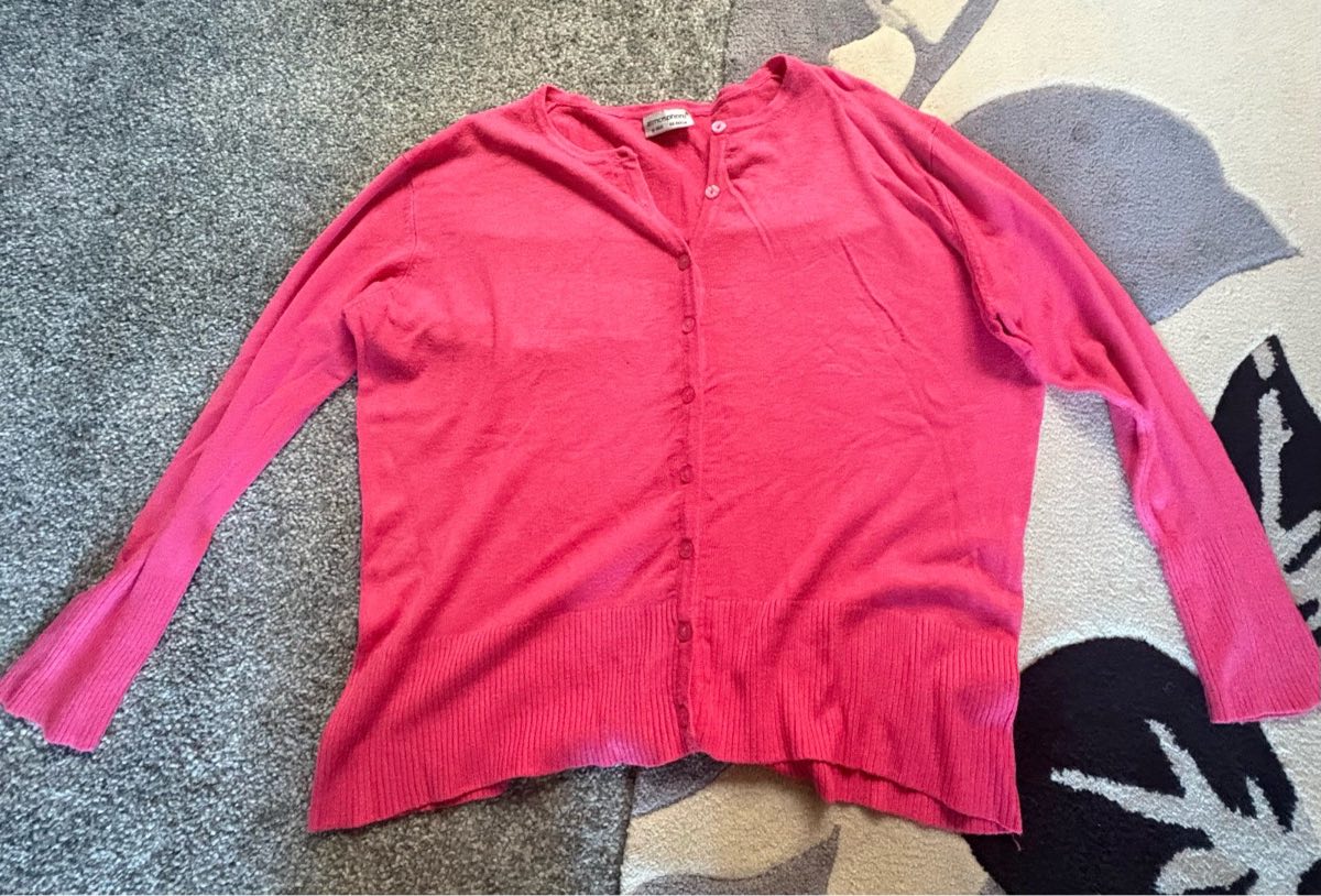 Ladies pink cardigan
