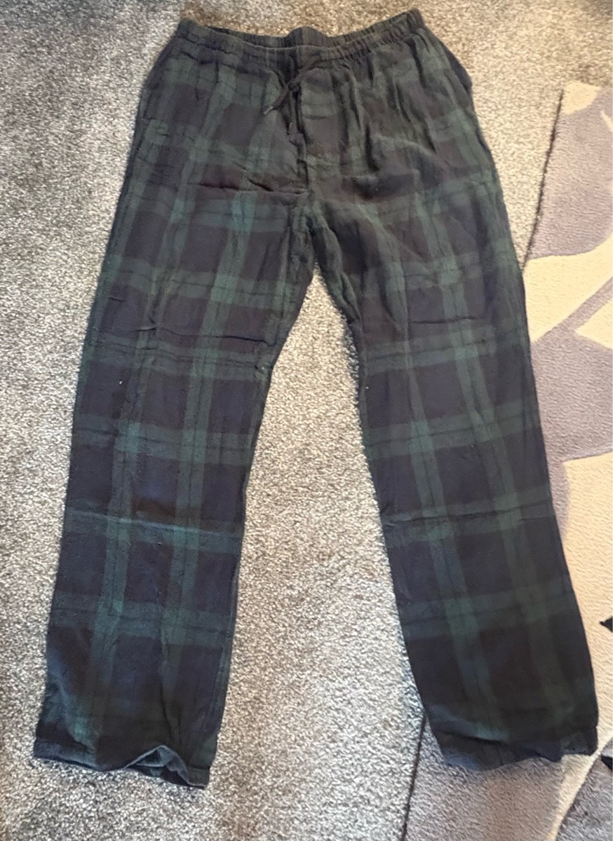 Men’s pj check bottoms