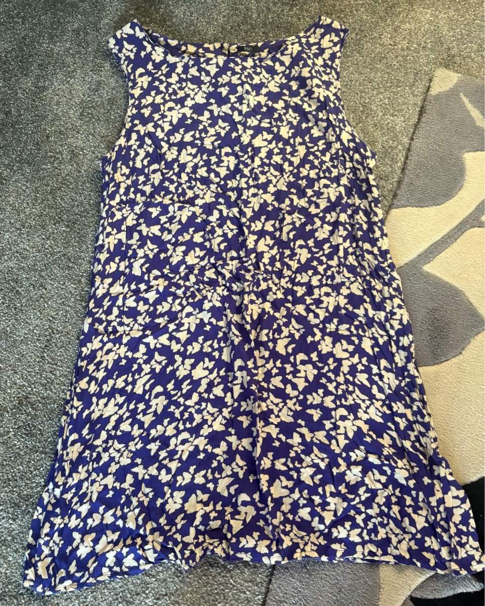 Ladies blue floral dress