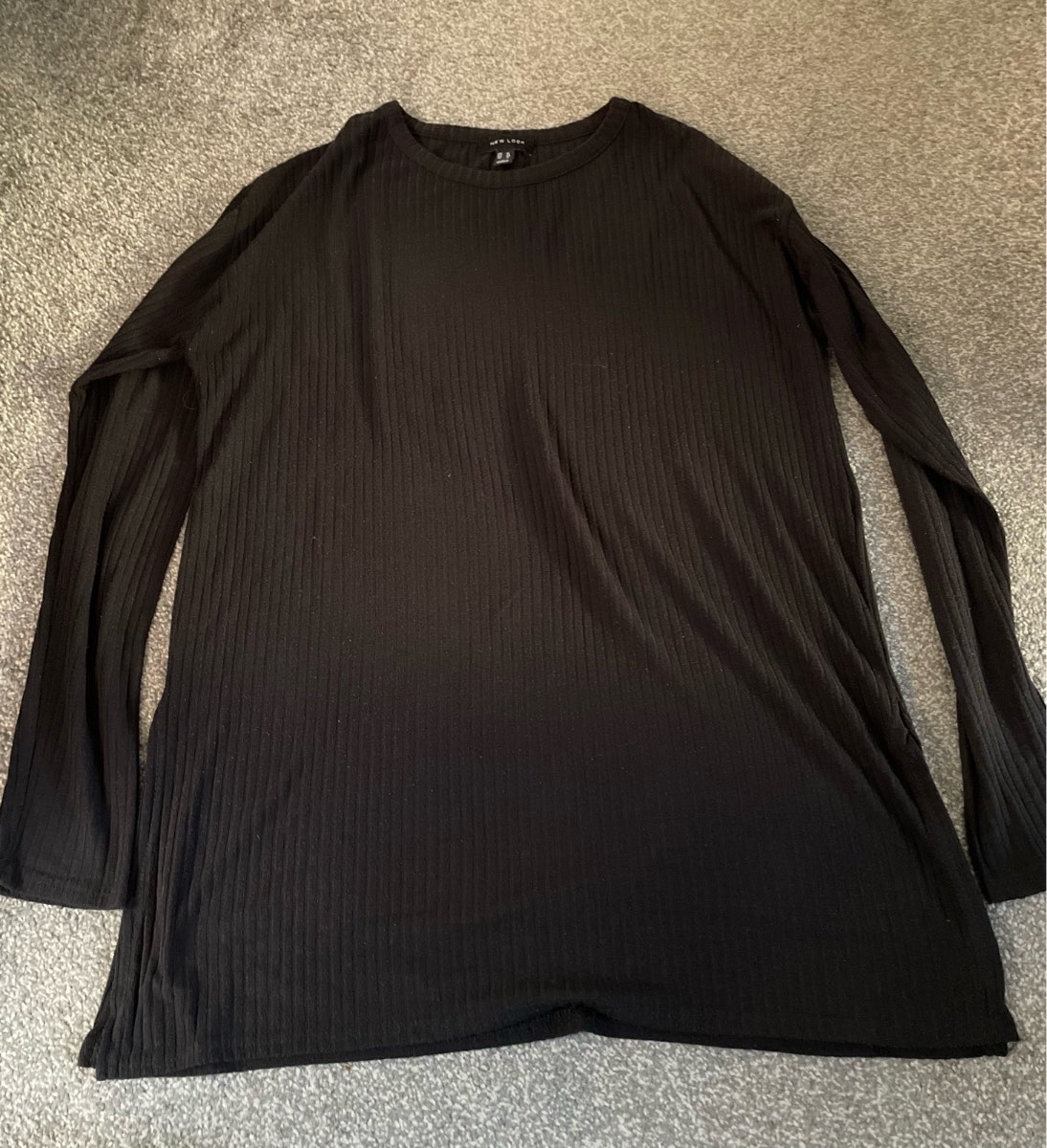 Black ribbed top
