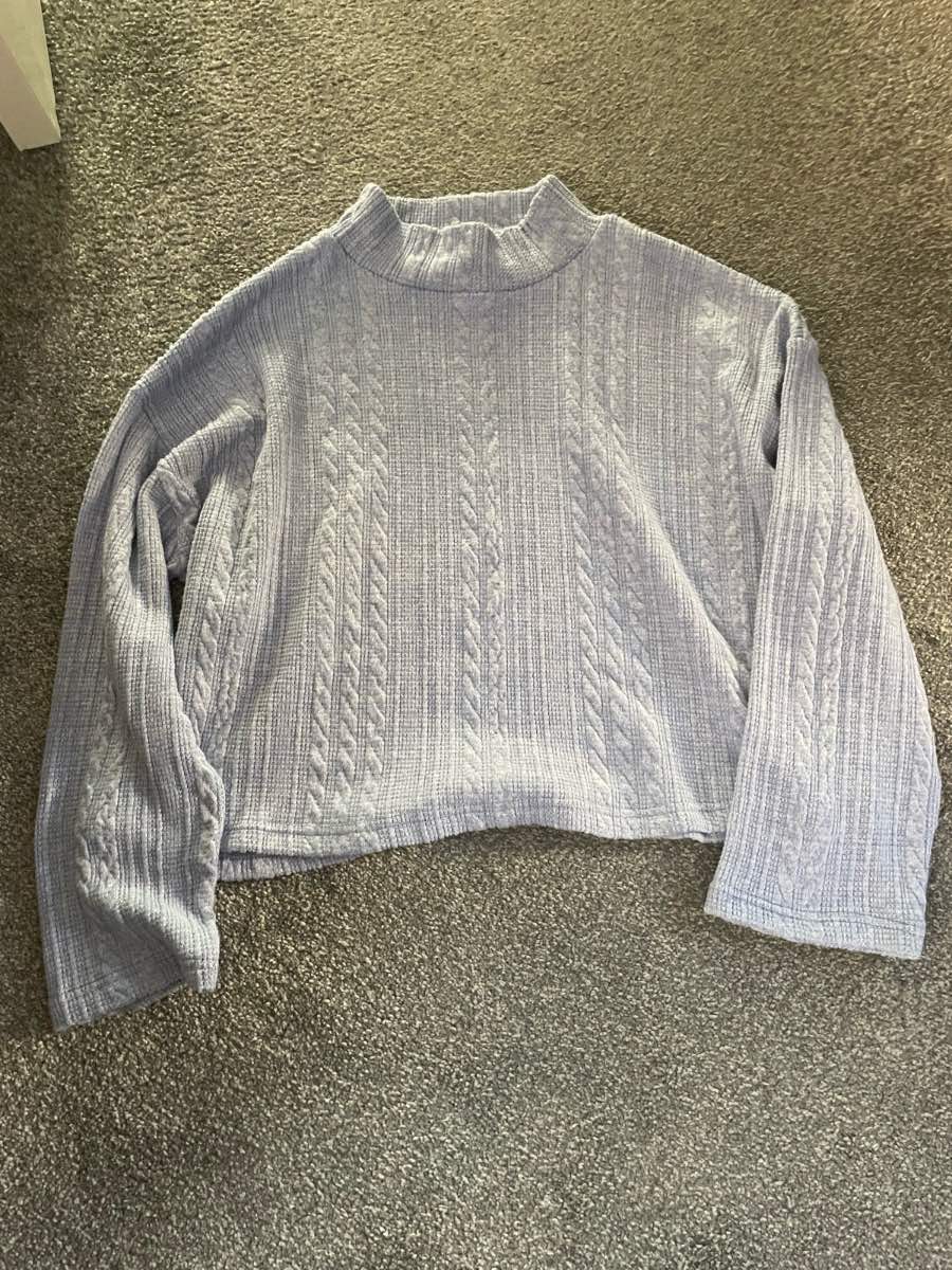 Ladies cable knit jumper