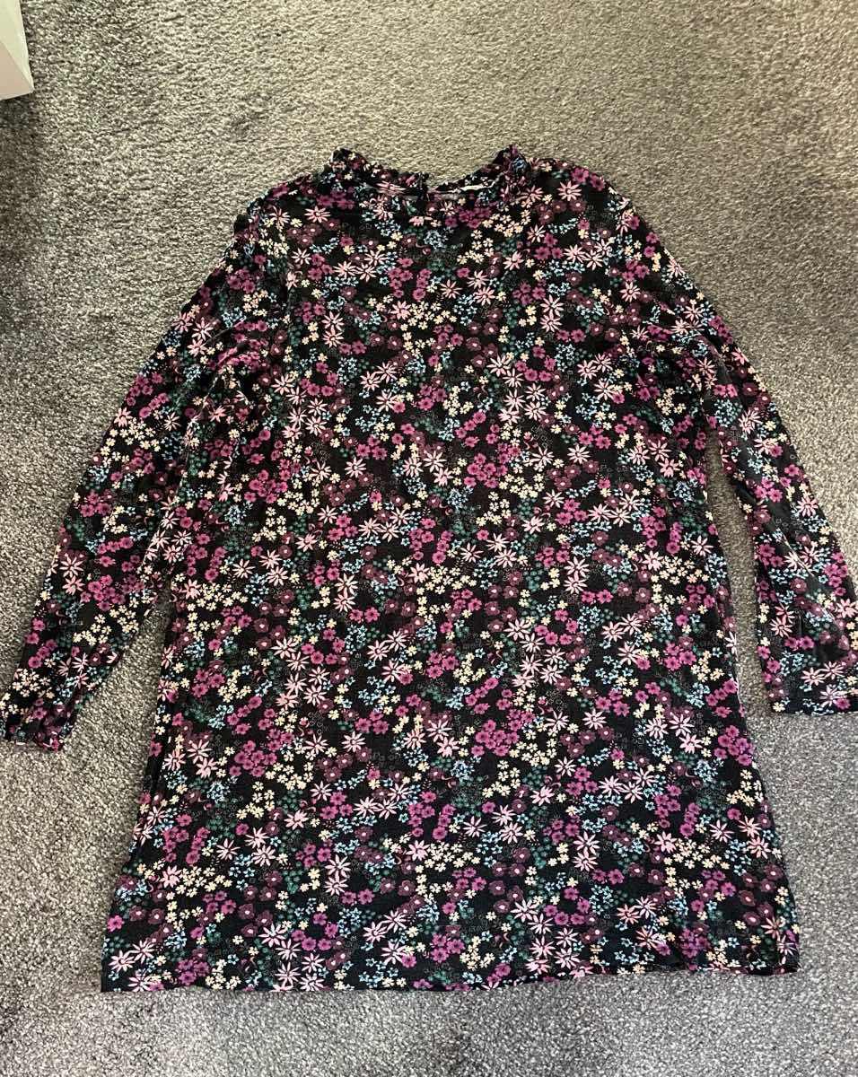 Ladies floral top