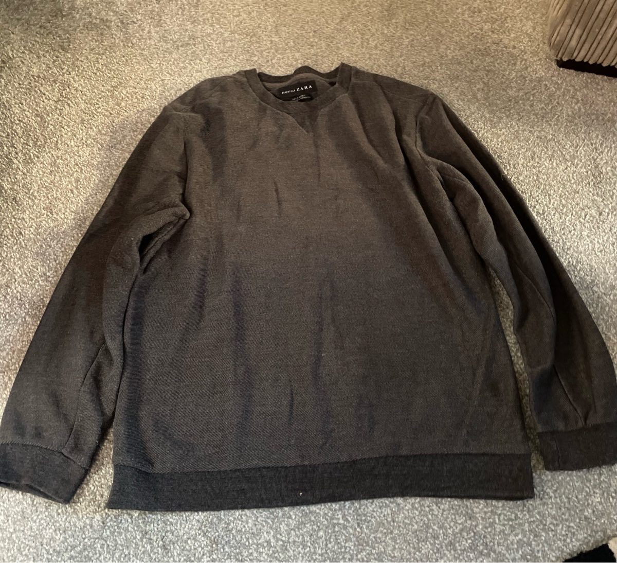 Men’s Zara sweater
