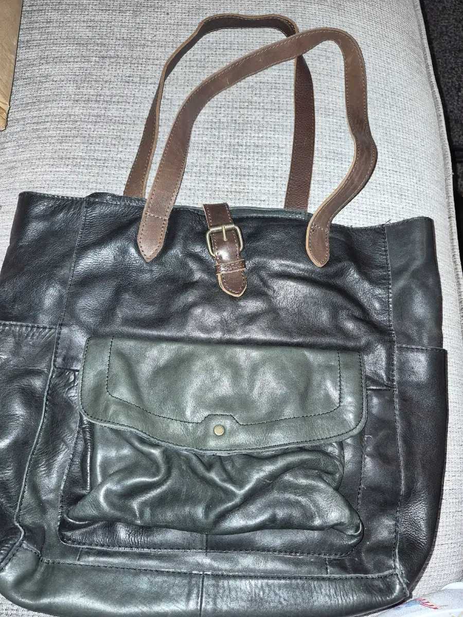 Fat Face Shoulder Bag