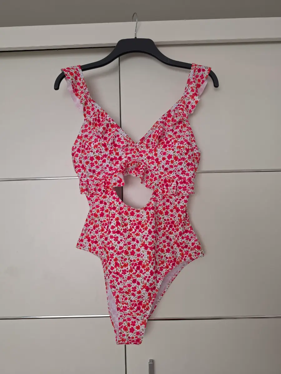 Womens Ditsy Floral Ruffle Swimsuit Red/White Cut Out One Piece Size XL New