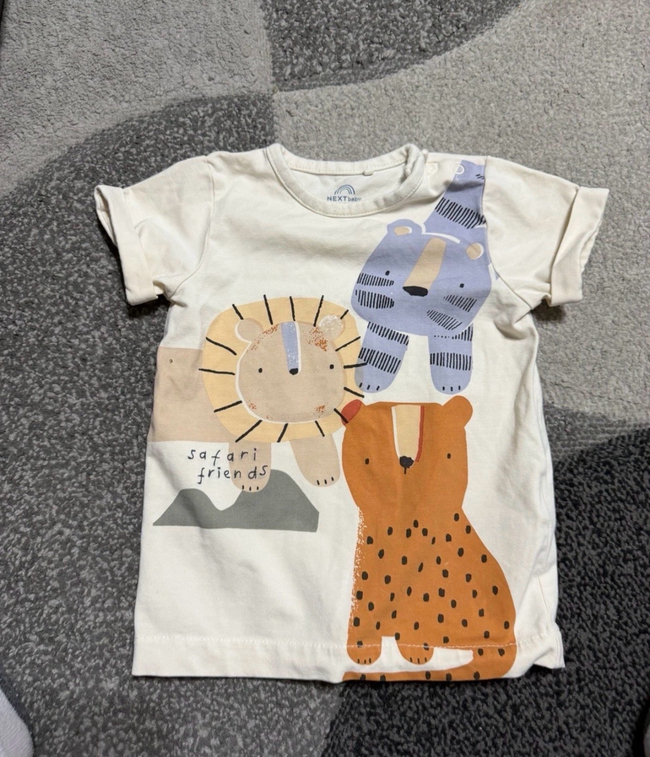Next Tshirt 9 - 12 months unisex safari animal design