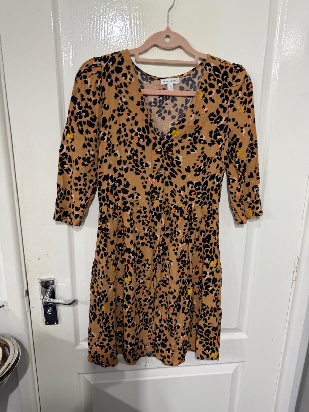 Warehouse Size 8 dress mustard Leopard Animal Print Short Dress 3/4 Sleeve