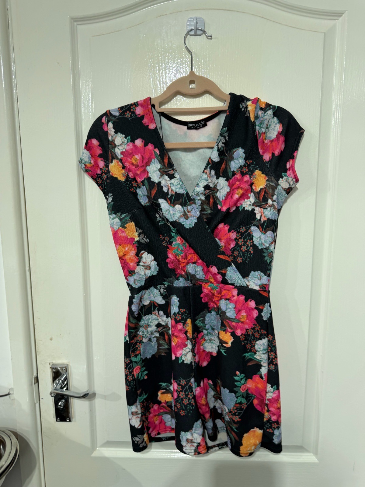 Select summer playsuit romper outfit size 10 black multicolour floral
