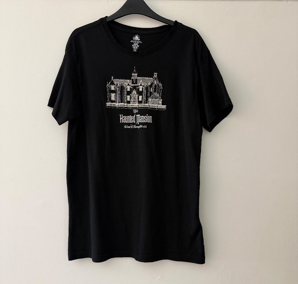 Walt Disney World The Haunted Mansion Black Embroidered Tshirt Size M