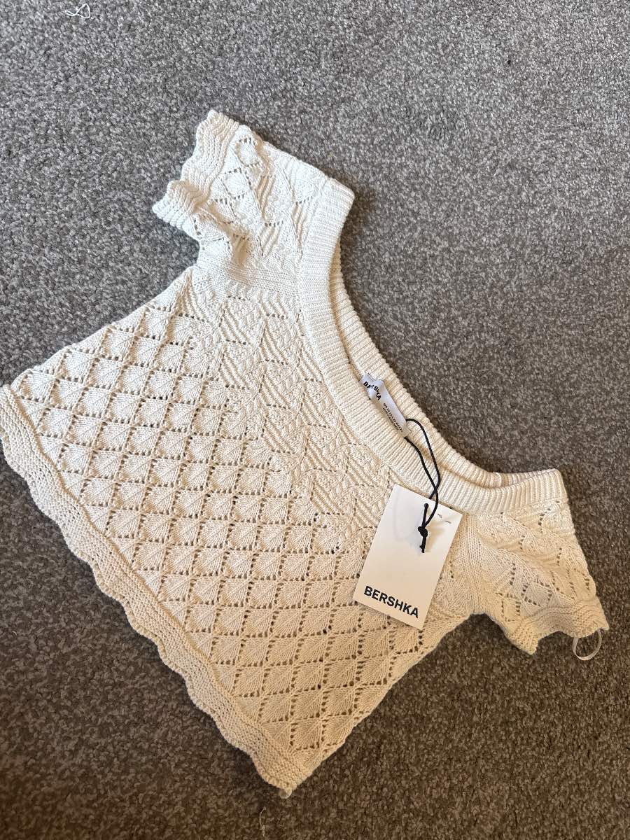 Bershka summer top brand new size XS